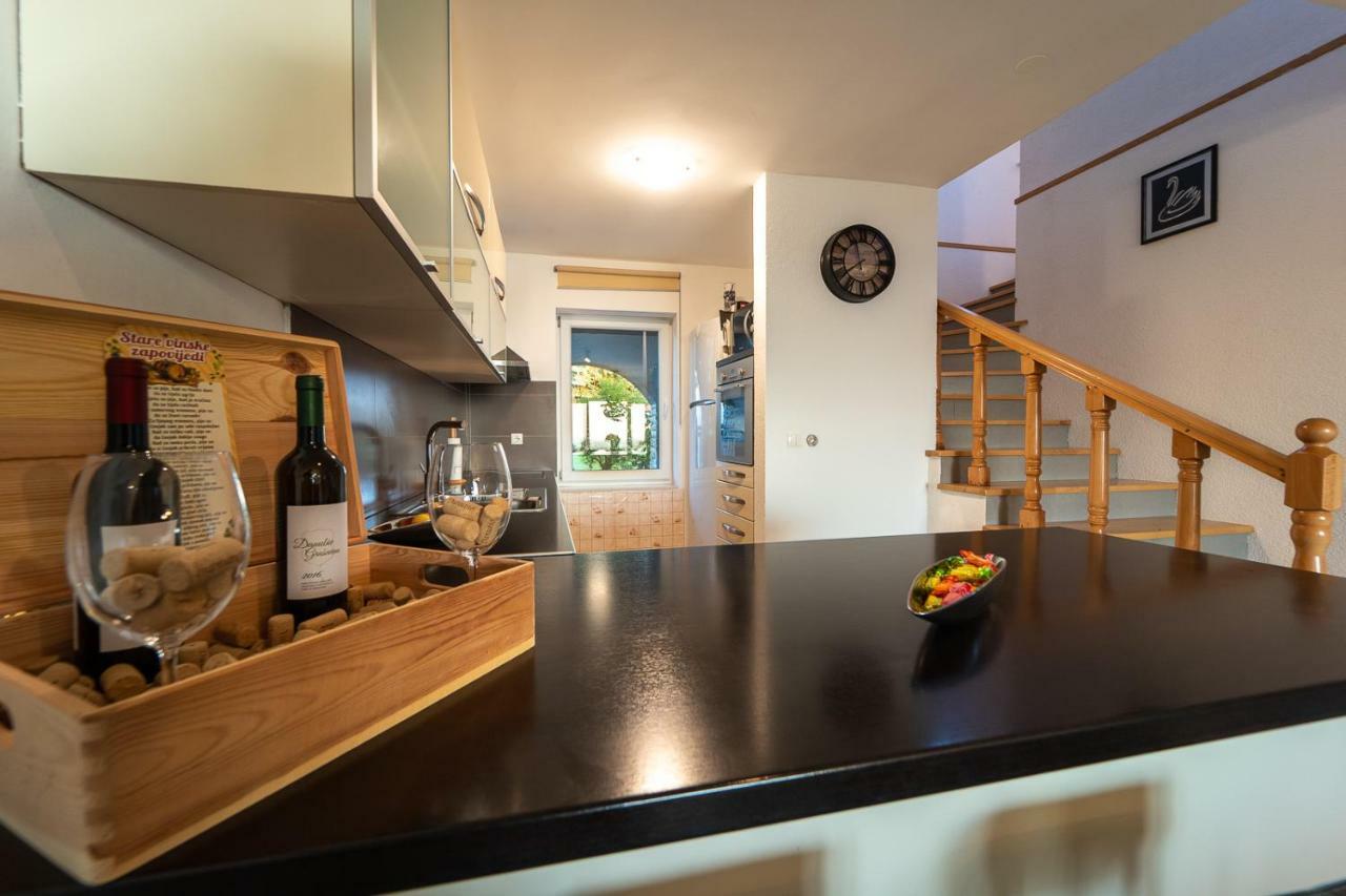 Danubio Residence Aljmaš エクステリア 写真