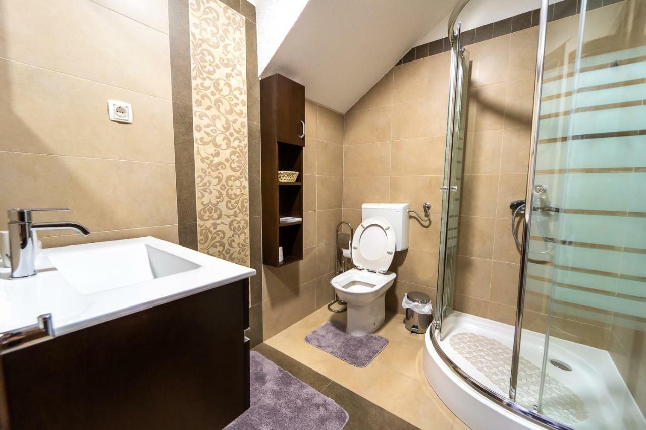 Danubio Residence Aljmaš エクステリア 写真